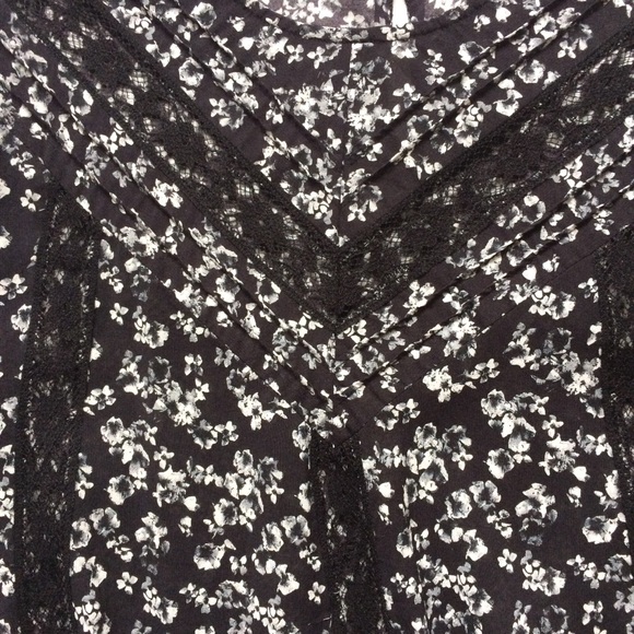 Anthropologie Michael Stars 3/4 sleeves Floral Small NWOT - Picture 6 of 9